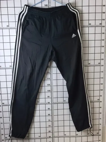 Calça esportiva Adidas