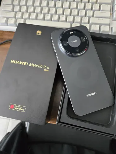 Huawei Mate80 pro 512gb