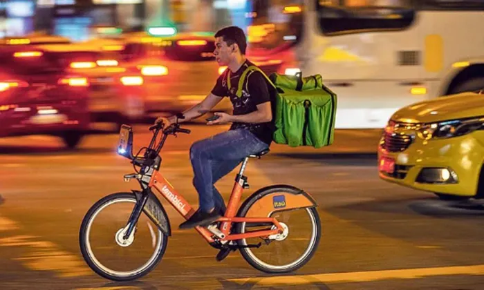VAGA ENTREGADOR BIKE
