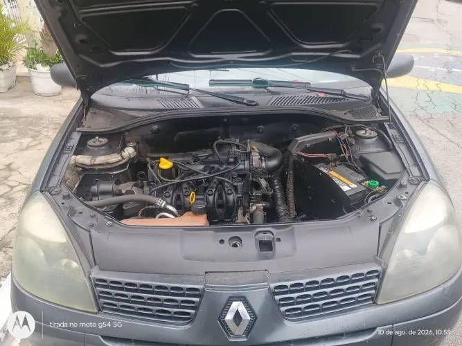 Renault Clio Authentique 1.0 8V 3P 2004