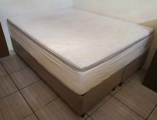 Cama Queen 