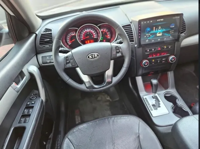 Kia Motors Sorento 3.5 V6 24V 278cv 4X4 Aut. 2012