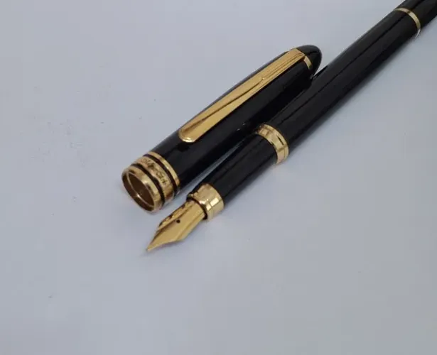 Caneta Tinteiro Monte Carlo Anos 90 - Original, Metal Preto e Dourado