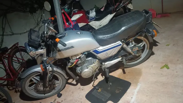CB 400 1981 japonesa 