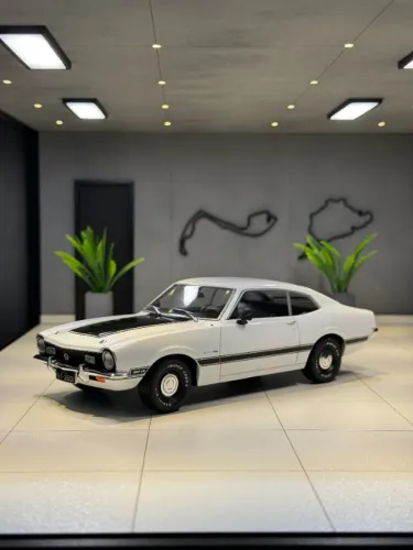 Miniatura Ford Maverick GT 1974 - 1/24
