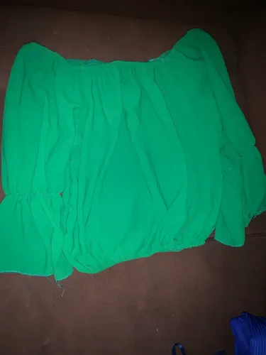Blusa Feminina Verde Manga Longa Ombro a Ombro