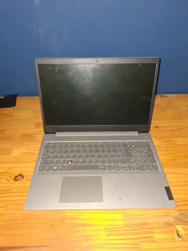Retirada de peças notebook Lenovo IdeaPad 3