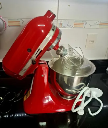 Batedeira KitchenAid Artisan Vermelha 60 Hz 127V