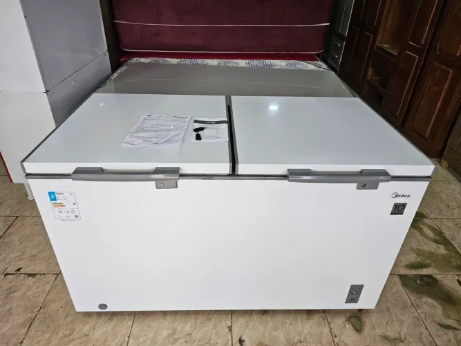 Freezer conservado 418 litros com nota fiscal Bivolt e inverter funcionando perfeitamente