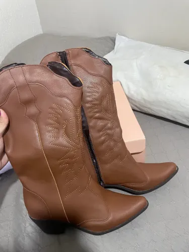 BOTA COUNTRY CARAMELO