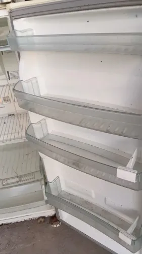 Vendo Geladeira Duplex frosfee com entrega grátis
