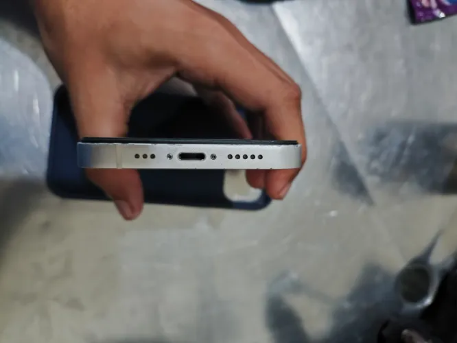 Vendo IPhone 13 128Gb