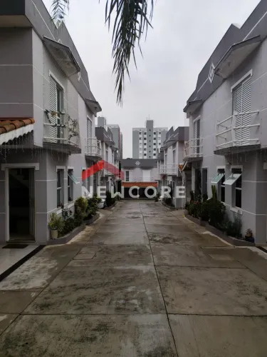Casa de condomínio em Rua Isabel Redentora - Itaquera - São Paulo/SP