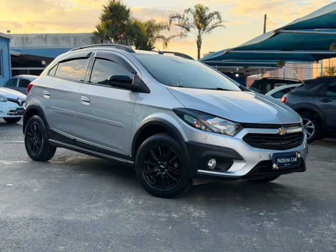 Chevrolet Onix Activ 1.4 8V Flex Aut. 4P 2019