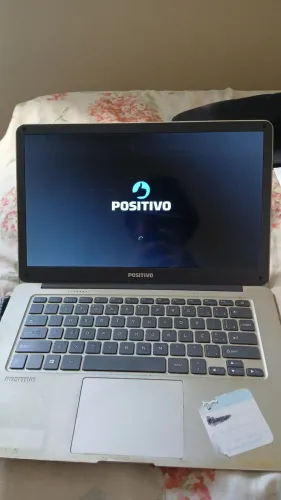 Notebook positivo para troca de peças.
