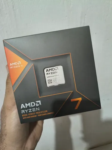 Ryzen 7 8700g LACRADO