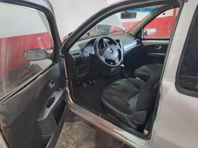 Fiat Strada Trekking 1.4 MPI Fire Flex 8V CE 2009