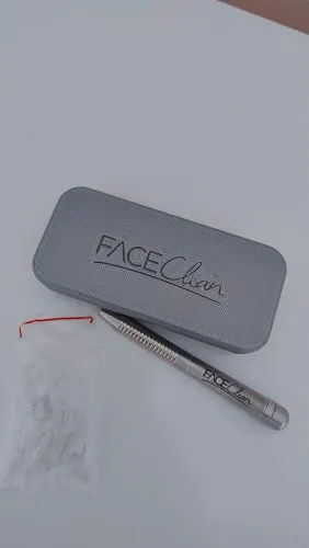 Caneta extratora face clean 