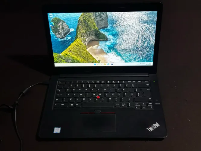 Notebook Lenovo thinkpad i5 de 7 16gb ddr4 Ssd 240gb bateria boa