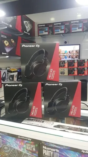 Fone de Ouvido Pioneer DJ HDJ-X5 Black Oferta World Of Music