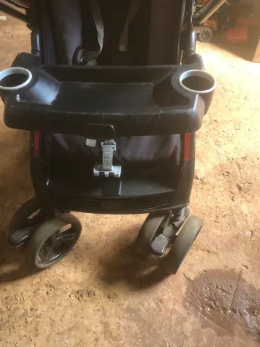 Carrinho de bebê tuttybaby