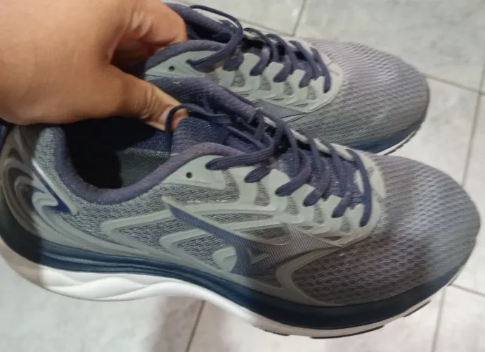 Tênis mizuno space 4 pouco uso *leia a descrição*