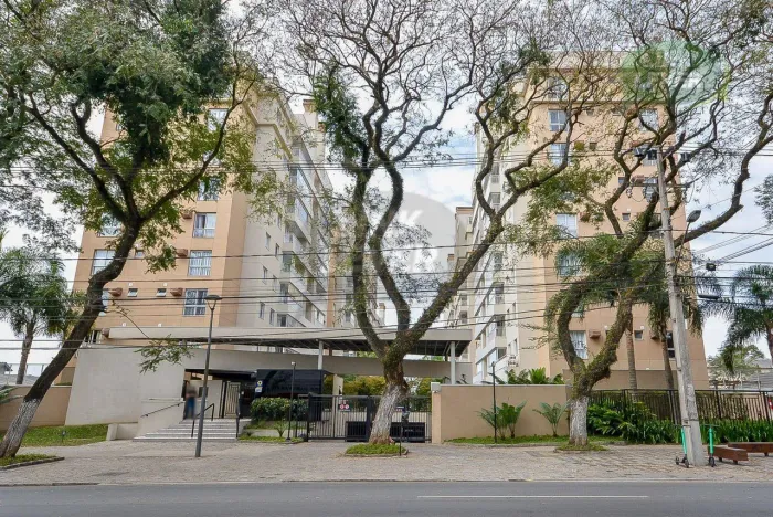Apartamento com 2 dormitórios para alugar, 71 m² por R$ 5.026,00/mês - Rebouças - Curitiba