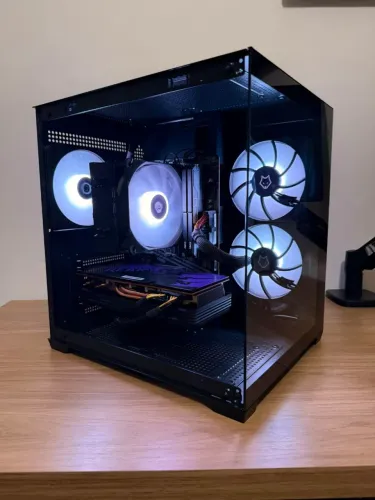 PC Gamer Ryzen 5 5500 + 32GB + RX 5700 XT