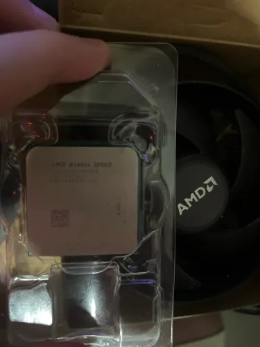 AMD Athlon 200 GE
