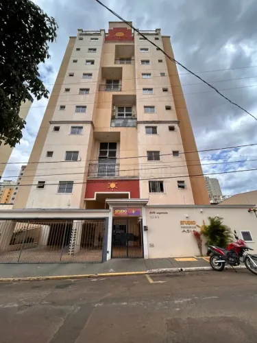apartamento mobiliado de um dormitório no Centro de São Carlos.