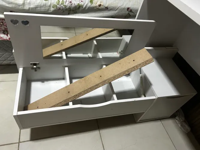 Vendo penteadeira suspensa 