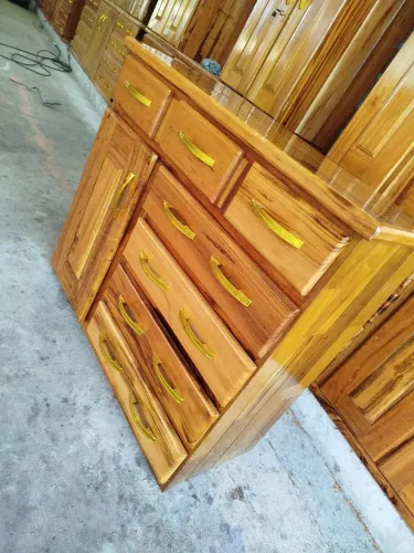 Cômoda sapateira modelo todo de madeira 7 gavetas NOVO