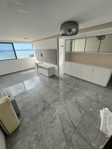 RUA DOS NAVEGANTES / 3 QUARTOS / 2 SUÍTES / ANDAR ALTO / OPORTUNIDADE!!