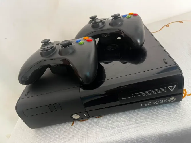 Xbox 360 Super Slim
