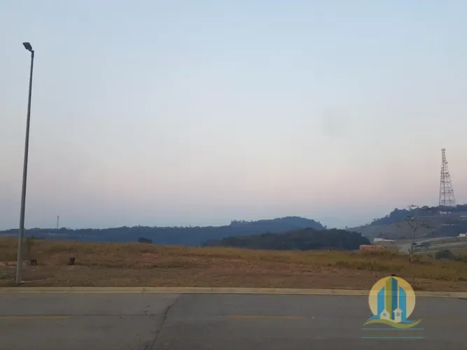 Terreno em Condomínio Altavis