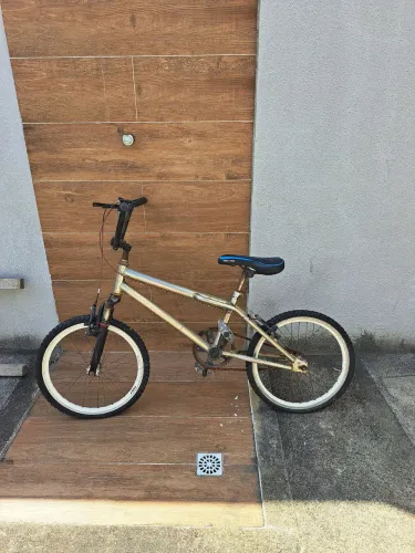 Bike bmx aro 20