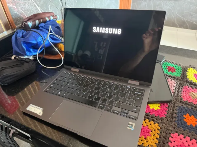 Notebook Samsung Galaxy Book3 360 Intel Core I5 1335U, 8GB, 256GB SSD Tela 13.3' Windows11