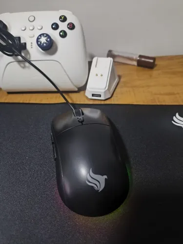 Mouse gamer com fio Pichau 4200 dpi
