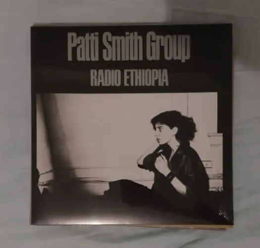 LP Patti Smith - Radio Ethiopia