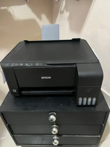 IMPRESSORA EPSON L 3150 COM DEFEITO ( NÃO ESTÁ LIGANDO).