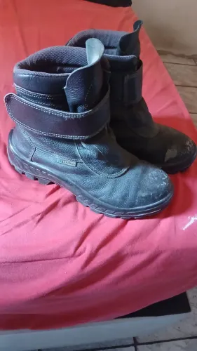 Bota EPI alta temperatura bico de aço TAM 40