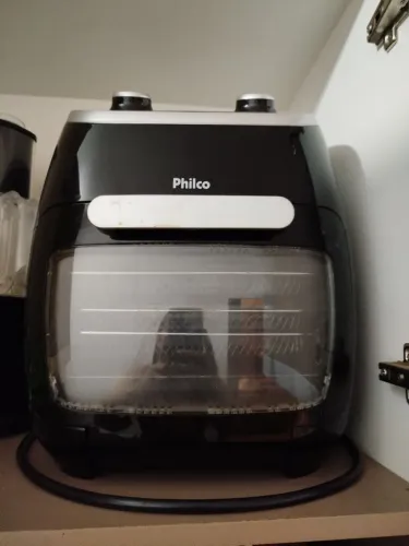 Vendo Airfryer modelo forninho, ótimo para seu dia dia.