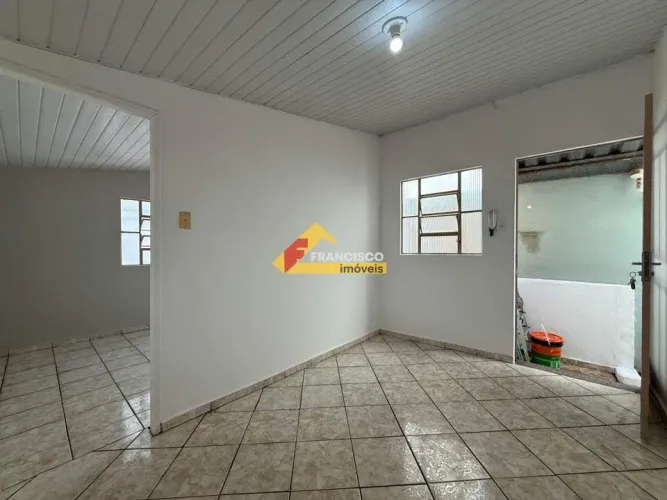 Casa para aluguel, 3 quartos, Centro - Divinópolis/MG
