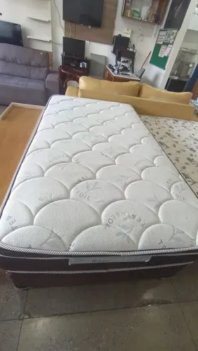 Cama box viuvão molas ensacandas bambú
