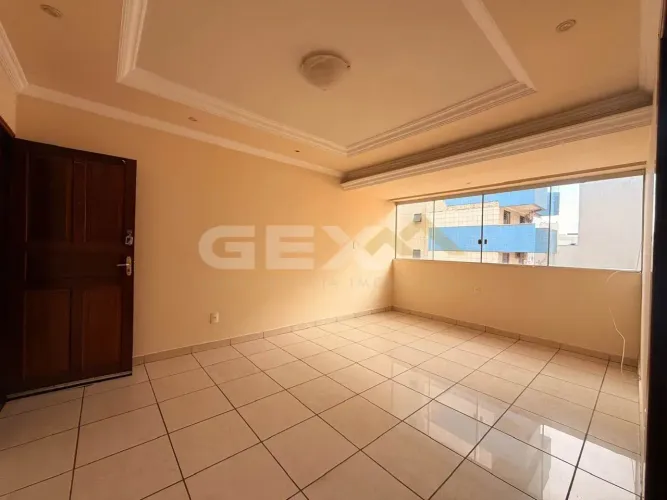 Apartamento à Venda com 03 Quartos no Centro de Divinópolis MG.