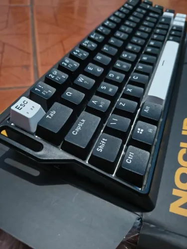 Teclado Magnético Gamer Titorion 60% 8000hz Rt0,01 | Usado