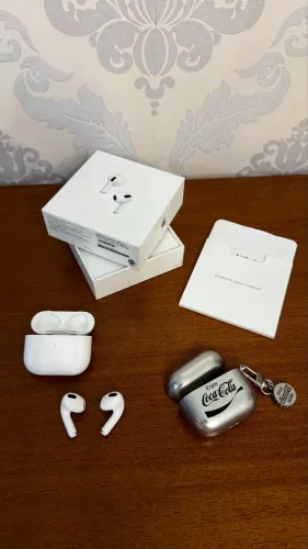 Vendo AirPods 3a geração (Original Apple)