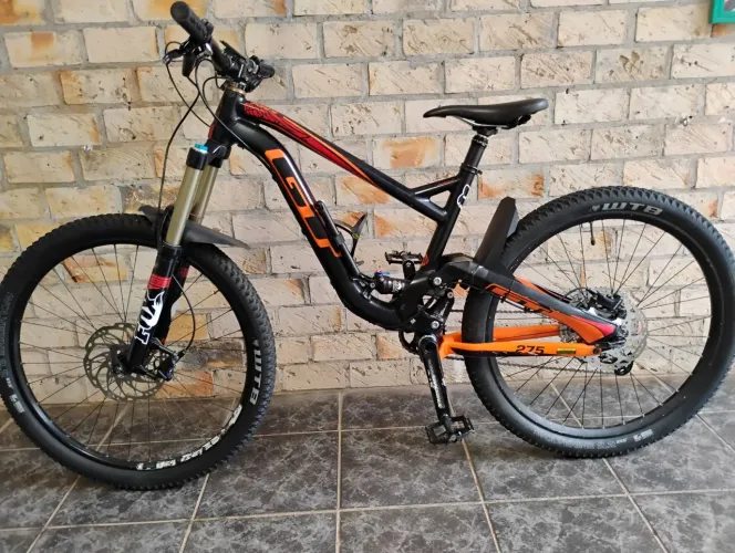 Bicicleta GT FORCE X 27.5