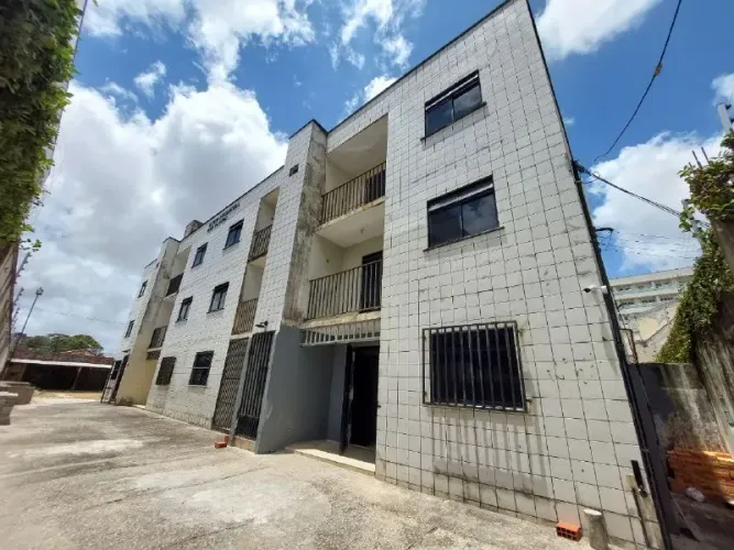 P/ INVESTIDORES! PRÉDIO RESIDENCIAL C/ LOCALIZAÇÃO PRIVILEGIADA! 03 Pavimentos (Térreo + 0