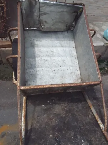 Vendo carro de reboque